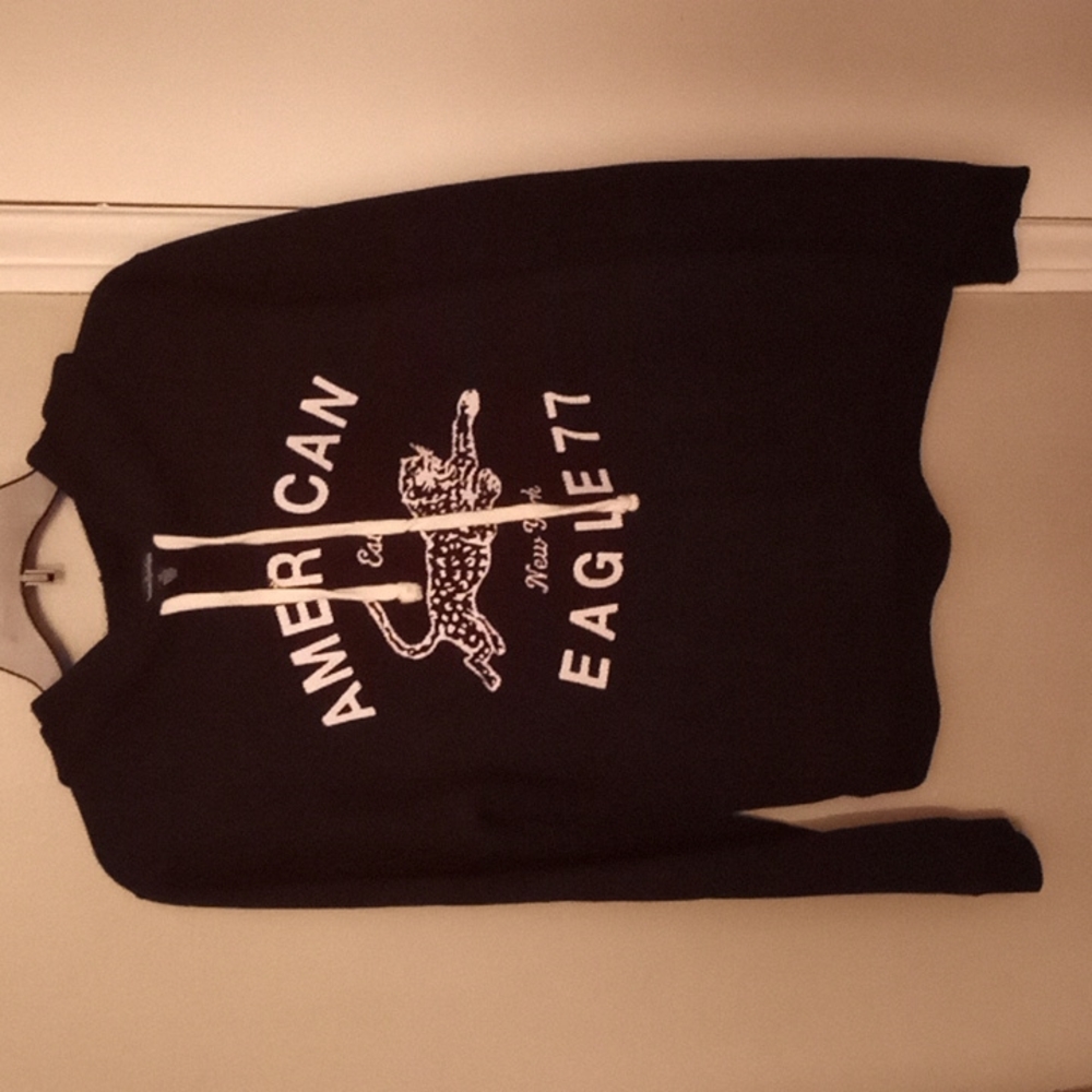 American Eagle sweatshirt